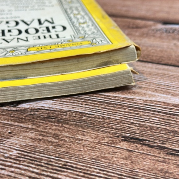 National Geographic - November / September 1933 - No Maps, Distressed, see pics - Picture 10 of 16